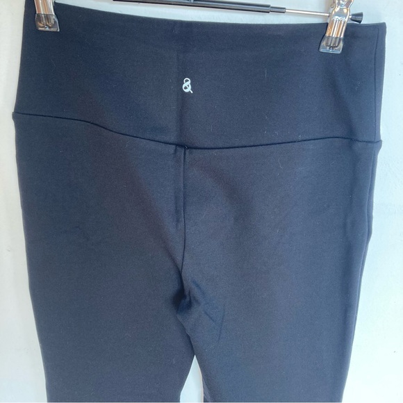 Lou & Grey Women's Black Side Split Sporty Ponte Mid Weight Flare Pants Size S - Picture 3 of 7